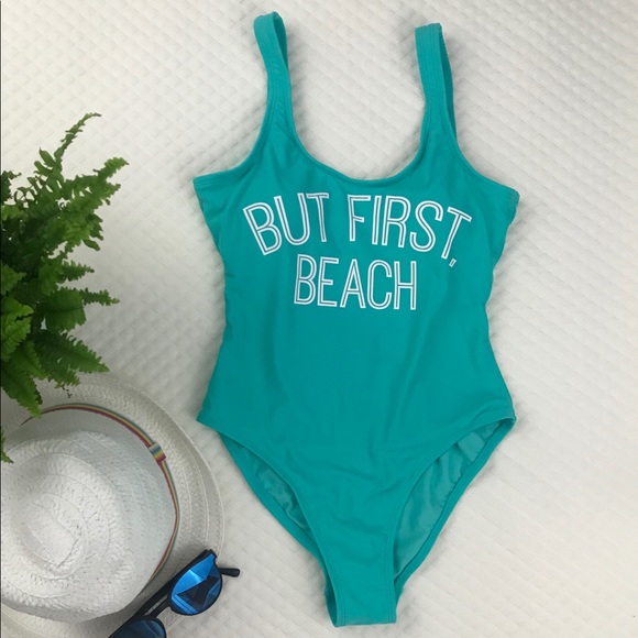 Swimsuit - Picture 3 of 8